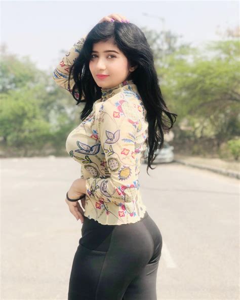 Sassypoonam Porn Videos: Sex Model Nudes 